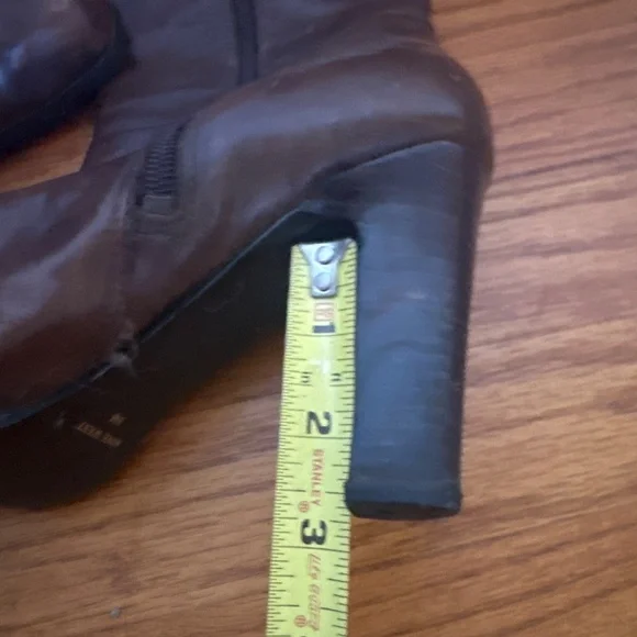 Nine West boots - Picture 6 of 6